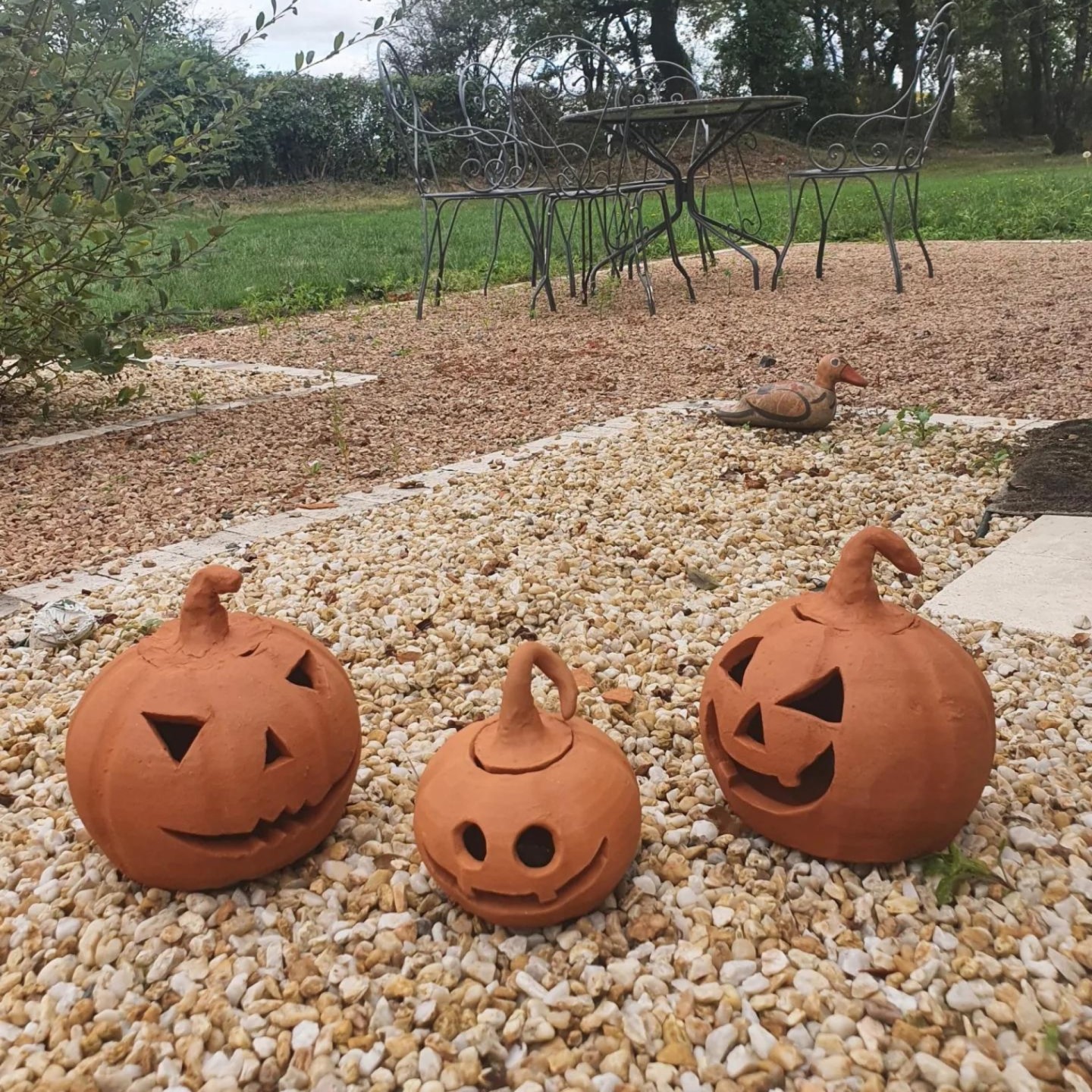 Citrouille en poterie