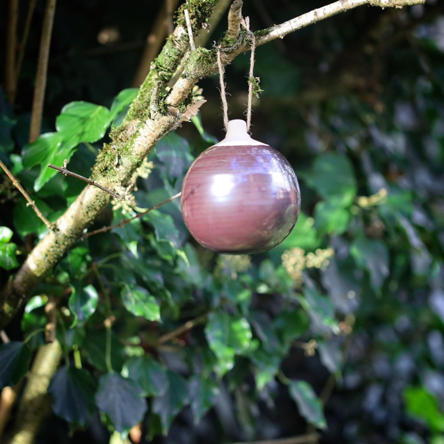 Boule de Noël en céramique émaillée – Fait main en France