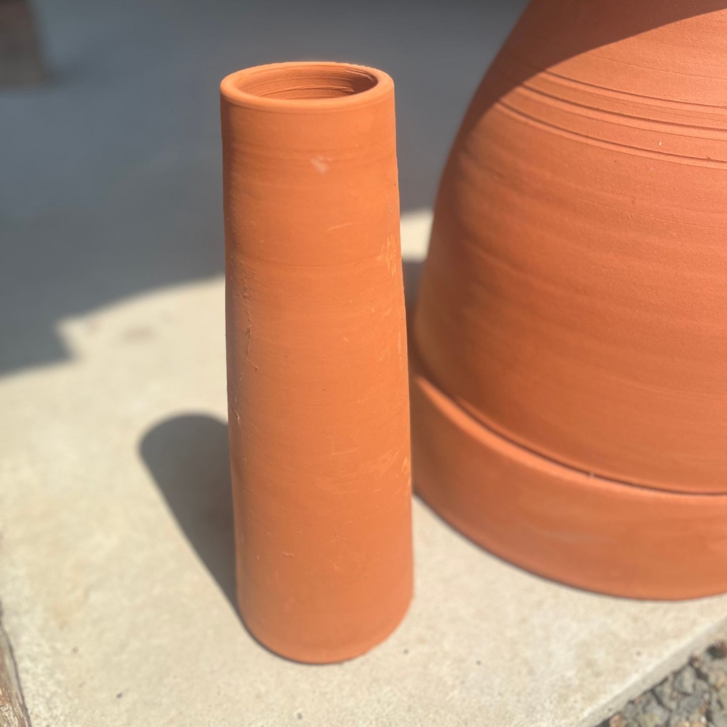 Vase Poreux en Terre Cuite | Fabrication Artisanale Française | Poterie Lutton